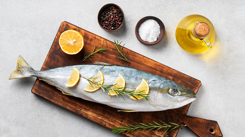 Omega-3 ja maksaterveys: Hyödyt, lähteet ja turvallinen kulutus
